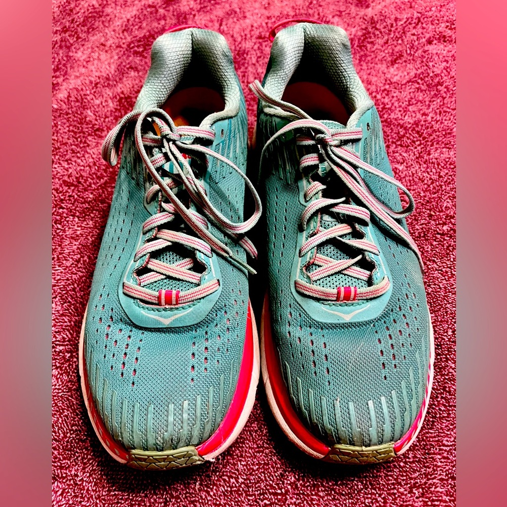 HOKA Clifton 5 Running Shoes - Women’s 9.5